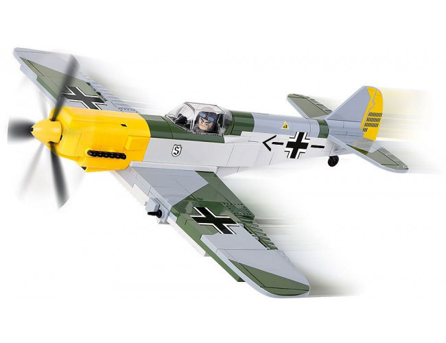 Myśliwiec niemiecki - Messerschmitt Bf 109 E Small Army 5517 